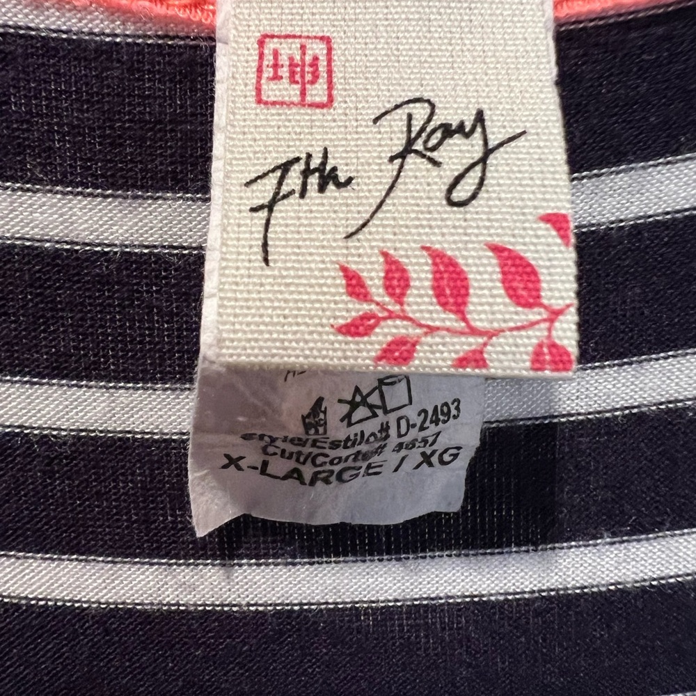 7th Ray razor back knit dress, navy stripe, size XLarge, EUC - Picture 2 of 3